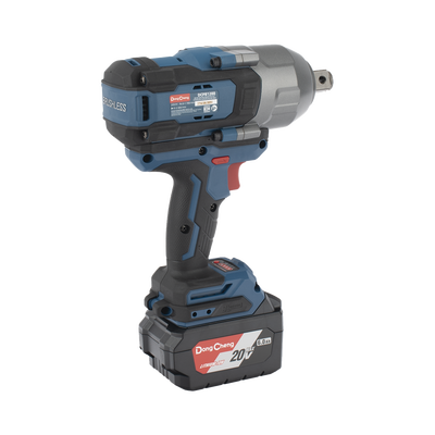 Llave de Impacto Inalámbrica de 20V, Entrada de 3/4 in, Incluye 2 Baterías de 6Ah, Cargador y Estuche