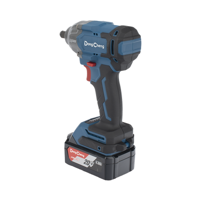 Llave de Impacto Inalámbrica de 20 V, incluye 2 Baterías de 4.0 AH, Cargador y Estuche plástico.