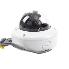 Domo TURBOHD 4K (8 Megapixel) / Lente Mot. 2.7 a 13.5 mm / 40 mts IR EXIR / IP67 / 12 Vcc / 24 VCA / TVI-AHD-CVI-CVBS / 9 a 15 Vcc