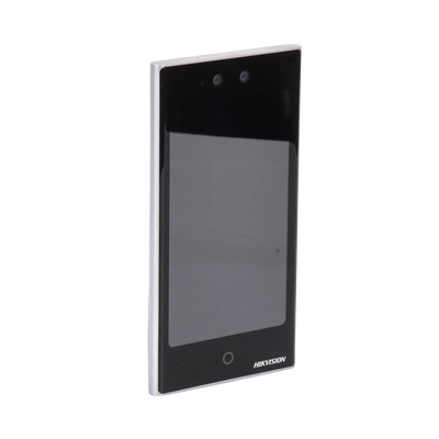 Terminal Facial WiFi con pantalla de 7" / Exterior IP65 / 10,000 Rostros y 50,000 Tarjetas / 10,000 Huellas (Módulo Opcional) / ISAPI / ISUP 5.0 / Codigos QR y Bluethooth / Intercom SIP Estandar / HIK-IA