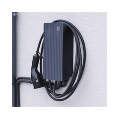 Estación de Carga para Vehículos Eléctricos con Conector Tipo 1 (SAE J1772), 220Vca con Potencia de Salida de 7.4kW (32A / bifásica)