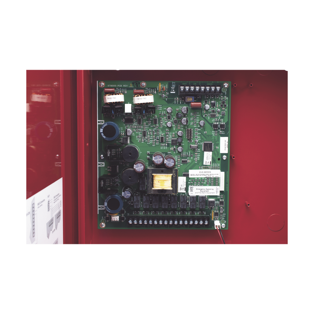 Amplificador de 50 Watts con 4 circuitos de voceo para paneles Silent Knight Serie 6000