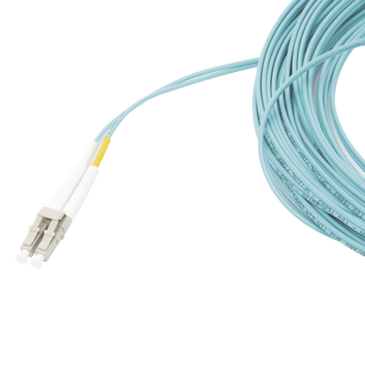 Jumper de Fibra Óptica Multimodo 50/125 XGLO OM3, LC-LC Duplex, OFNR, Color Aqua, 15 Metros