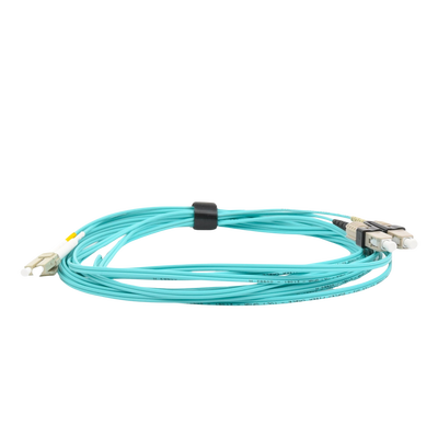 Jumper de Fibra Óptica Multimodo 50/125 XGLO OM3, LC-SC Duplex, OFNR, Color Aqua, 5 Metros