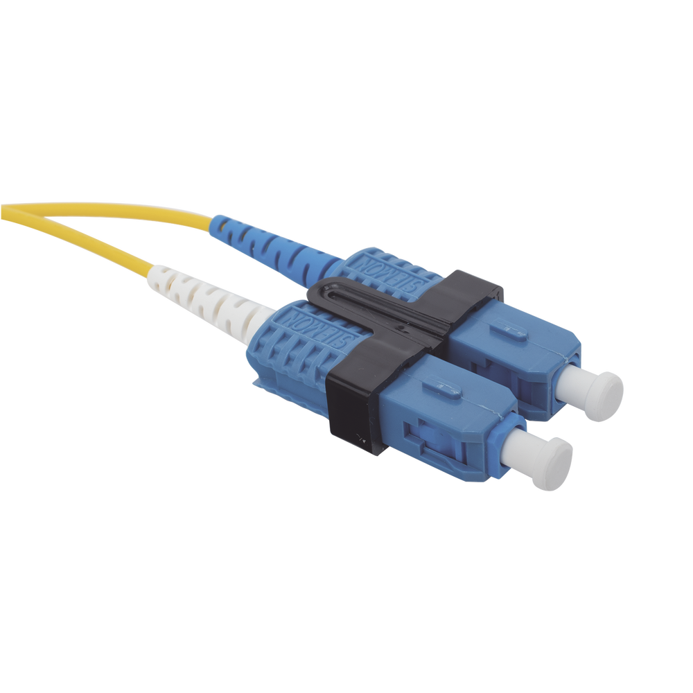 Jumper de Fibra Óptica Monomodo (OS2), XGLO, LC/UPC-SC/UPC Duplex, OFNR, Color Amarillo, 5 Metros (16.40 Pies)