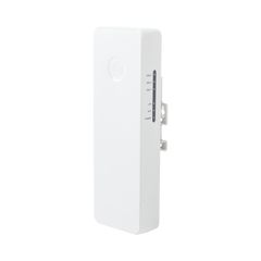 Suscriptor ePMP Force 130 MIMO 2x2 / 28 dBm de potencia / Mejor desempeño en zonas altamente ruidosas / 5150-5970 MHz / Distancia de 3 km en PTMP / Antena integrada de 14 dBi (C050900C505A)