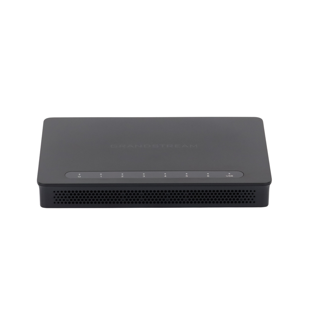 Router Gigabit VPN / Balanceador de cargas / 30,000 sesiones NAT /  6 puertos 10/100/1000 Mbps (WAN/LAN) / Compatible con GWN Cloud.