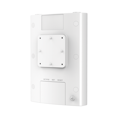 Punto de acceso para exterior Wi-Fi 802.11 ac 2.33 Gbps, Wave-2, MU-MIMO 4x4:4, de largo alcance con administración desde la nube gratuita o stand-alone.