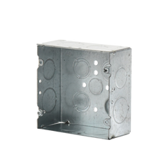 Caja Cuadrada 4 11/16" x 4 11/16"/ Profundidad 2- 1/8"/ 4 Entradas 1", 4 Entradas 3/4", 1 Entrada 1/2" y 3 TKO (1/2"-3/4").