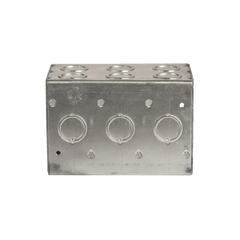 Caja Multigang de 3 Gangs/ Profundidad de 3-1/2 Pulgadas (8.89 cm)/ 19 Entradas de 1/2 - 3/4 Pulgadas (1.27 - 1.91 cm)
