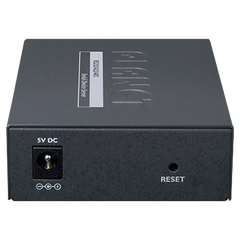 Convertidor de Medios de RS-232/ RS-422/ RS-485 a Fast Ethernet, Administración Web, SNMP y Telnet