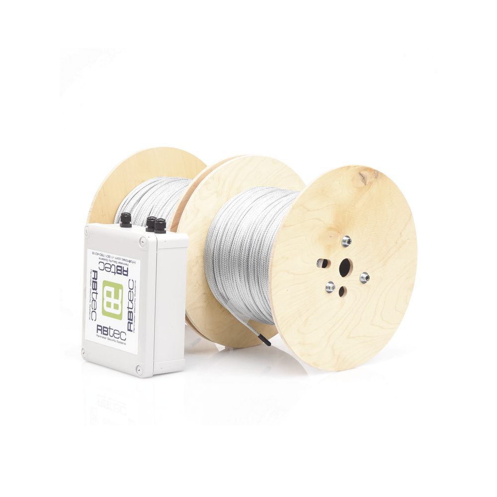 Cable Sensor Perimetral IRONCLAD / 610 m (2,000 ft) / 2 Zonas / Cerca Ciclónica / Sin Falsas Alarmas por Viento / Tarjeta LPU400 / Calibración por Software