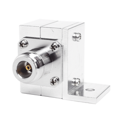Protector Coaxial RF de CD Para 125 - 1000 MHz Con Ceja lateral y Conectores N Hembra en Ambos Lados, 50 Ω