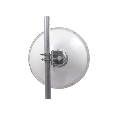 Antena Direccional de Alto Rendimiento/ Parábola profunda para mayor aislamiento al ruido / 29 ± 1 dBi / 4.9 - 6.4 GHz / Conectores N-Hembra / Fácil Montaje y Soporte de acero inoxidable / Radomo Incluido