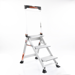 Escalera de Tijera con Punto de Apoyo Anti-caídas de 0.67 m (Nivel de Pie), con Peldaños JUMBO, (SKU 11903).