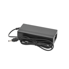 Fuente de Poder Regulada 12 Vcc / 3.3 Amp. / Conector 5.5 mm / Recomendado para DVR´s y PTZ TURBOHD