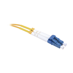 Jumper de Fibra Óptica Monomodo 9/125 LC/UPC-SC/APC, PVC, 2.0 mm, Dúplex, amarillo, 3 metros