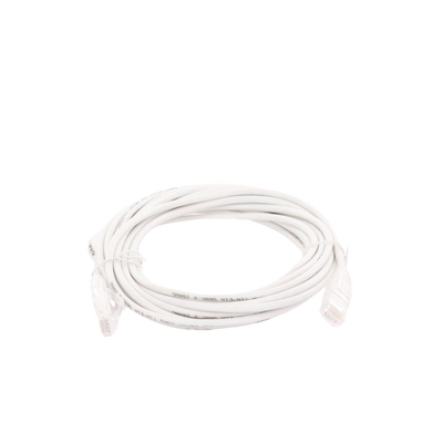 Cable de Parcheo Slim UTP Cat6A - 5 m Blanco, Diámetro Reducido (28 AWG)