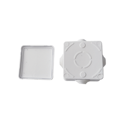 Caja de Conexiones Impermeable IP55 con 4 Entradas, 80 x 80 x 50 mm, para Instalaciones Industriales, Comerciales y Residenciales, Incluye Tornillería para su Instalación