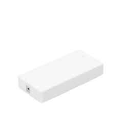 Switch NO Administrable / Para escritorio / 8 puertos 10/100 Mbps / Diseño Compacto / Plug and Play