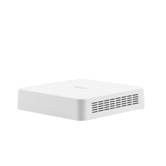 NVR 4 Megapixel (Compatibles con Cámaras AcuSense) / 4 Canales IP / 4 Puertos PoE+ / 1 Bahía de Disco Duro / Salida en Full HD