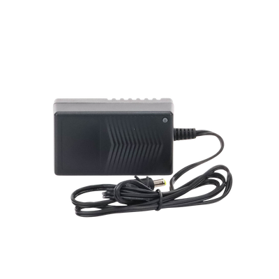 Fuente de Poder de 15 Vcc Regulada / 3 Amp / Voltaje de Entrada de 100 - 240 VCA