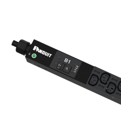 PDU Básico para Distribución de Energía, Enchufe de Entrada NEMA L6-30P, Con 20 Salidas C13, de Instalación Vertical, 208 Vca, 30 Amp
