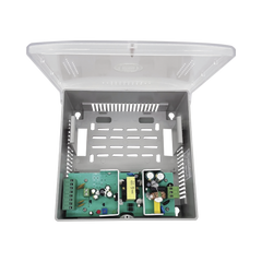 Fuente de Poder con Gabinete de 4 Salidas de 11 - 15 Vcc / 5 Amper /  Voltaje de Entrada: 96 - 264 Vca / Soporta Protección contra Sobrecorriente de Salida, Protección contra Cortocircuito / Led Indicador