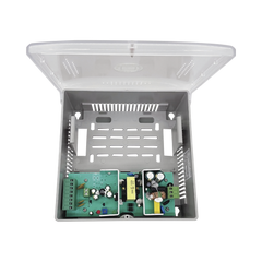 Fuente de Alimentación con Gabinete de 4 Salidas de 11 - 15 Vcc / 5 Amper /  Voltaje de Entrada: 96 - 264 Vca / Soporta Protección contra Sobrecorriente de Salida, Protección contra Cortocircuito / Led Indicador