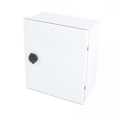 Gabinete de Poliéster IP65 Uso en Intemperie (250 x 300 x 140 mm) con Placa Trasera Interior de Plástico (Incluye Chapa y Llave).