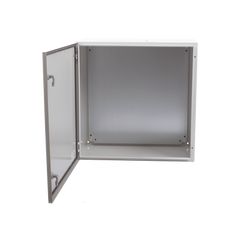 Gabinete de Acero IP66 Uso en Intemperie (600 x 600 x 300 mm) con Placa Trasera Interior Metálica y Compuerta Inferior Atornillable (Incluye Chapa y Llave T).