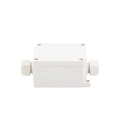 Caja de Conexión Exterior con Conexión Lateral para 4 Líneas (doble tornillo). Incluye Glándulas.