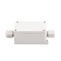 Caja de Conexión Exterior con Conexión Lateral para 6 Líneas (doble tornillo). Incluye Glándulas.