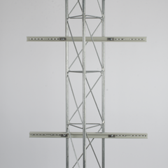 Montaje Universal de Torre para Montar Gabinetes de 30-80 cm de ancho.
