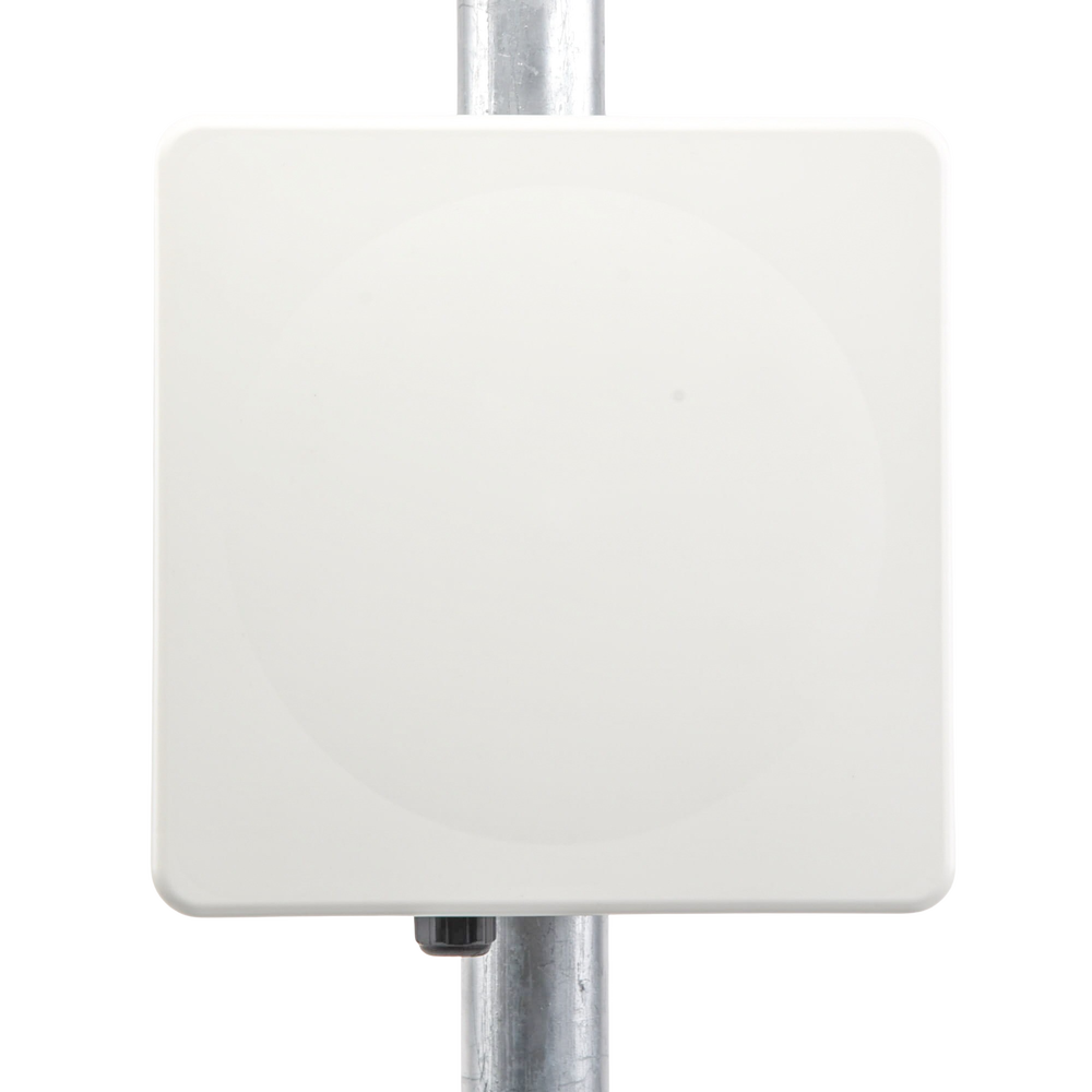 PTP-550  Hasta 1.36 GBps / 4910 - 6200 MHz / 802.11 AC Wave 2  MU-MIMO 4: 4x4 / BackHaul con Antena Integrada (Alta ganancia 23 dBi)   (C050055H016A)