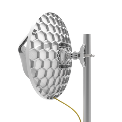 (LHG 60G) CPE 60GHz, Hasta 2Gbps, puerto Ethernet 10/100/1000 Mbps