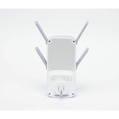 Repetidor / Extensor de Cobertura WiFi AC, 2600 Mbps, doble banda 2.4 GHz y 5 GHz, con 1 puerto 10/100/1000 Mbps, 4 antenas externas