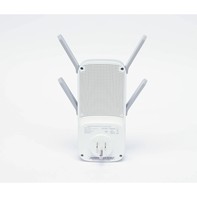 Repetidor / Extensor de Cobertura WiFi AC, 2600 Mbps, doble banda 2.4 GHz y 5 GHz, con 1 puerto 10/100/1000 Mbps, 4 antenas externas