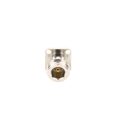Conector N Hembra de Montaje de Panel con 4 perforaciones a 12.7 mm, soldable.