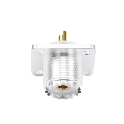 Conector UHF Hembra (SO-239) para Montaje de Chasis con 4 Hoyos a 18 mm, Terminal Soldable, Plata/ Oro/ Teflón.