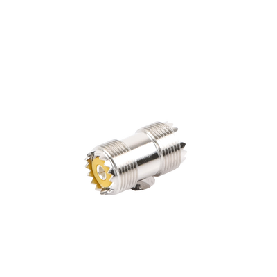 Adaptador Barril en Línea, de Conector UHF Hembra (SO-239) a UHF Hembra (SO-239), Niquel/ Plata/ Dap.