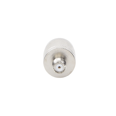 Adaptador en Línea, de Conector Mini UHF Hembra a N Macho, Níquel/ Oro/ Teflón.