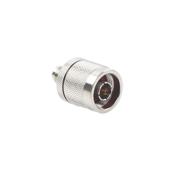 Adaptador en Línea, de Conector Mini UHF Hembra a N Macho, Níquel/ Oro/ Teflón.