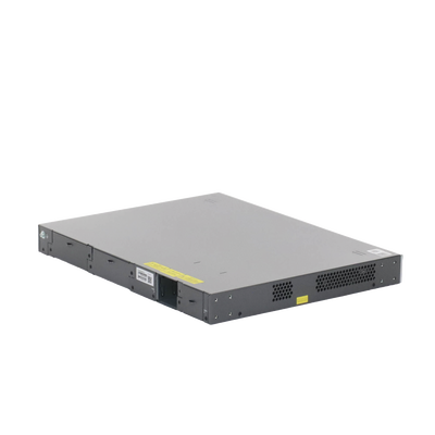 Switch Core Administrable Capa 3 con 48 puertos Gigabit + 4 SFP+ para fibra 10Gb, gestión gratuita desde la nube.
