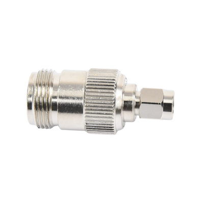 Adaptador en Línea, de Conector SMA Macho Inverso a N Hembra, Níquel/ Oro/ Teflón.