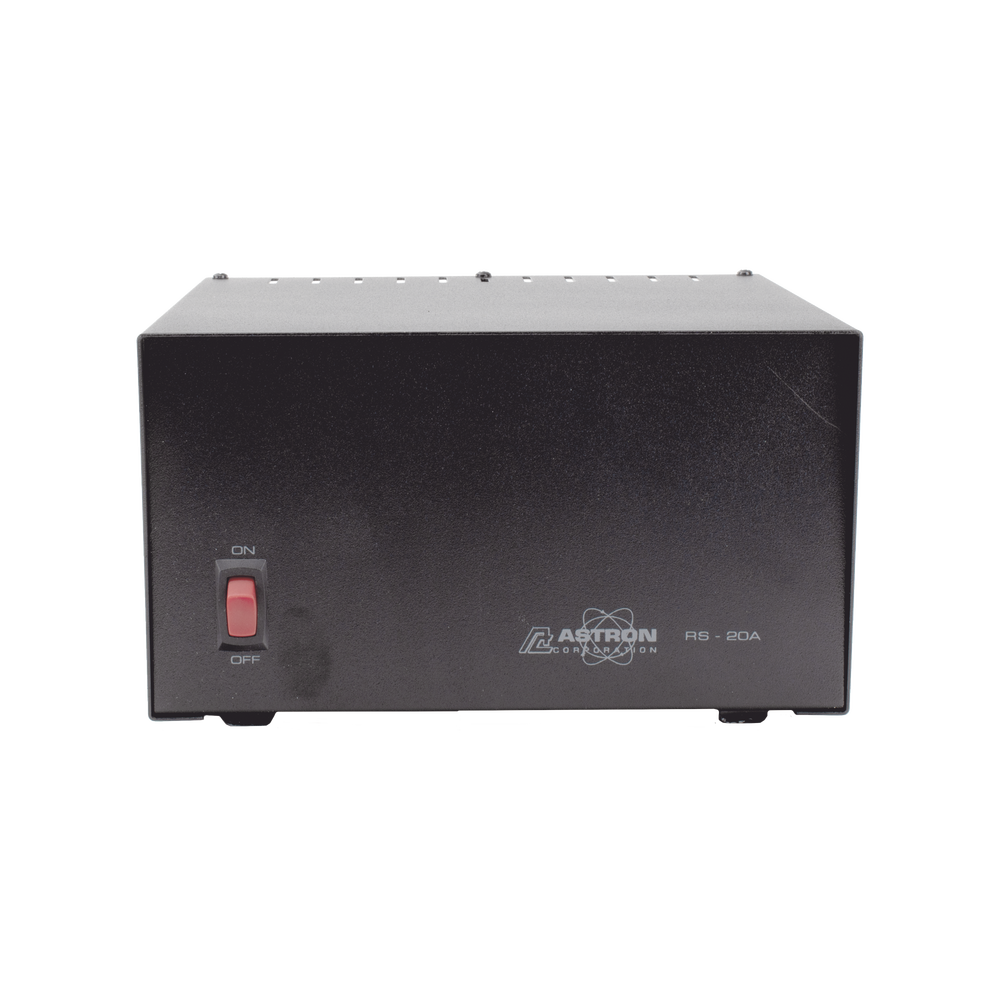 Fuente de Poder Lineal / 13.8 Vcc 20 A / Regulación Electrónica / Protección Sobrecarga / Disipador Térmico / Radios 50W