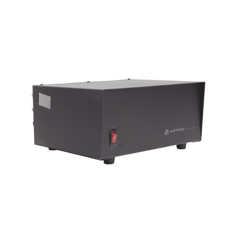 Fuente de Poder Lineal / 13.8 Vcc 35 A / Regulación Electrónica / Disipador Térmico / Voltaje Universal / Alta Potencia