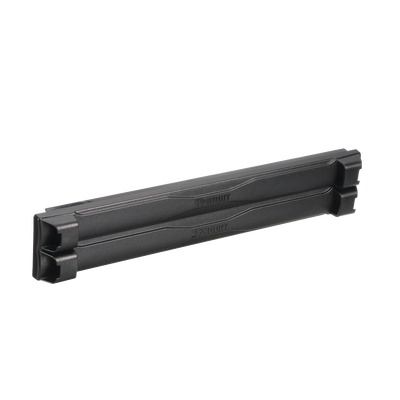 Tapa Ciega Estándar de 19in, Compatible con Racks con Rieles de Orificio Cuadrado, Instalación sin Herramienta, Plano, 2 UR, Color Negro