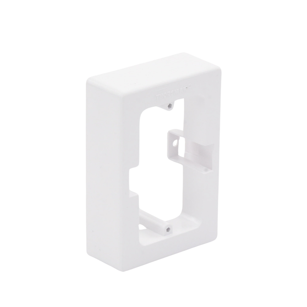 Caja Sin Fondo Universal, Color Blanco de PVC Auto Extinguible (7900-02002)