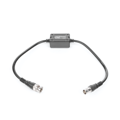 AISLADOR DE TIERRA por BNC / ELIMINE eficazmente los problemas en el video como el RUIDO, DIAFONIA, INDUCCIÓN e INTERFERENCIAS causadas por los lazos de tierra. Compatible con cámaras HD-TVI/CVI/AHD/CVBS de hasta 2 MP.